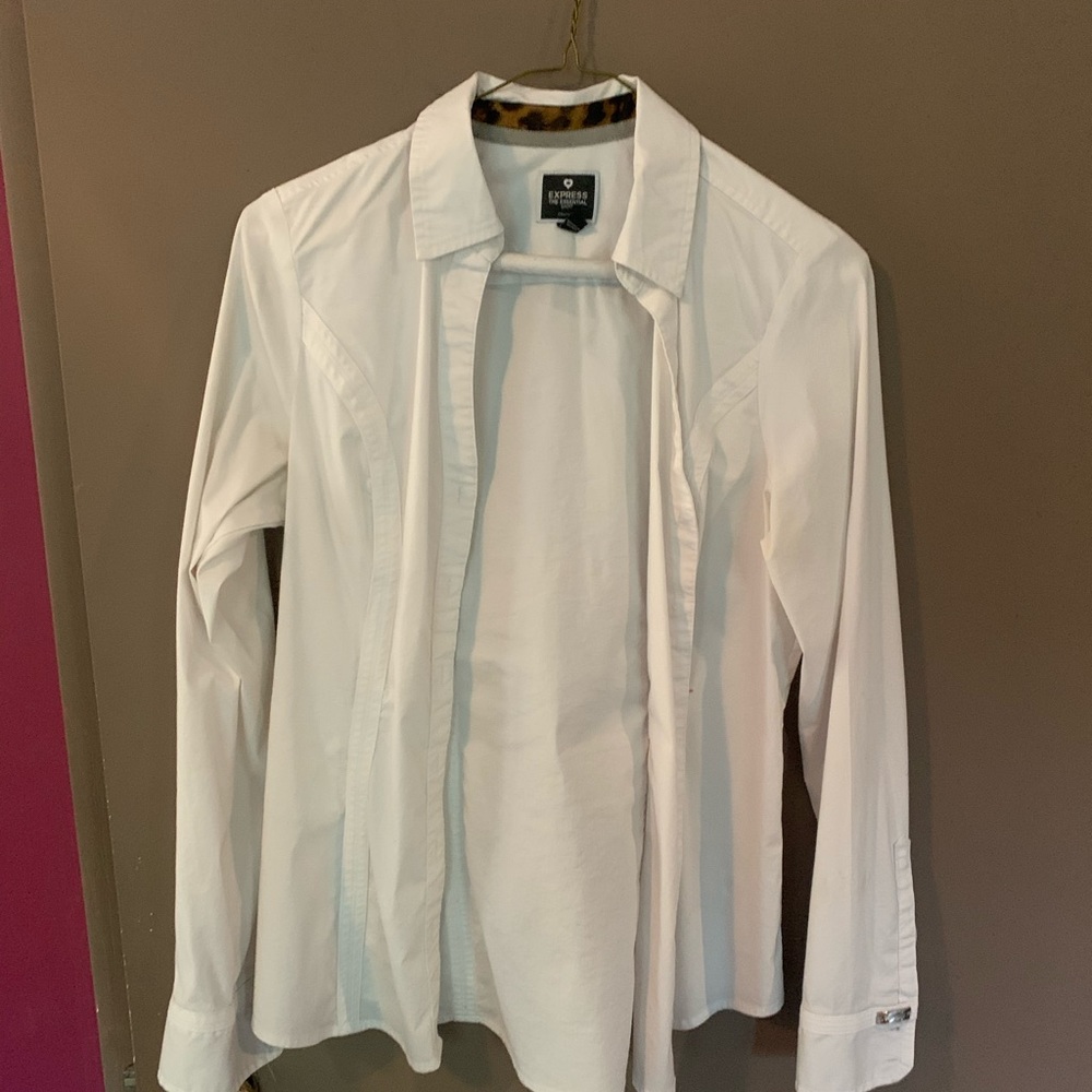 Express the Essential Shirt long sleeve